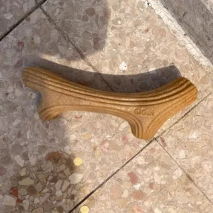 Reçu le bâton à mâcher en bois de cerf pour chien du client P***e.