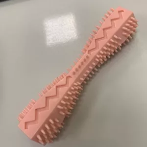 Jouet à mâcher pour nettoyer les dents du chien reçu du client H***e.