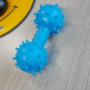 Haltère en caoutchouc qui couine reçu du client Q*****w.